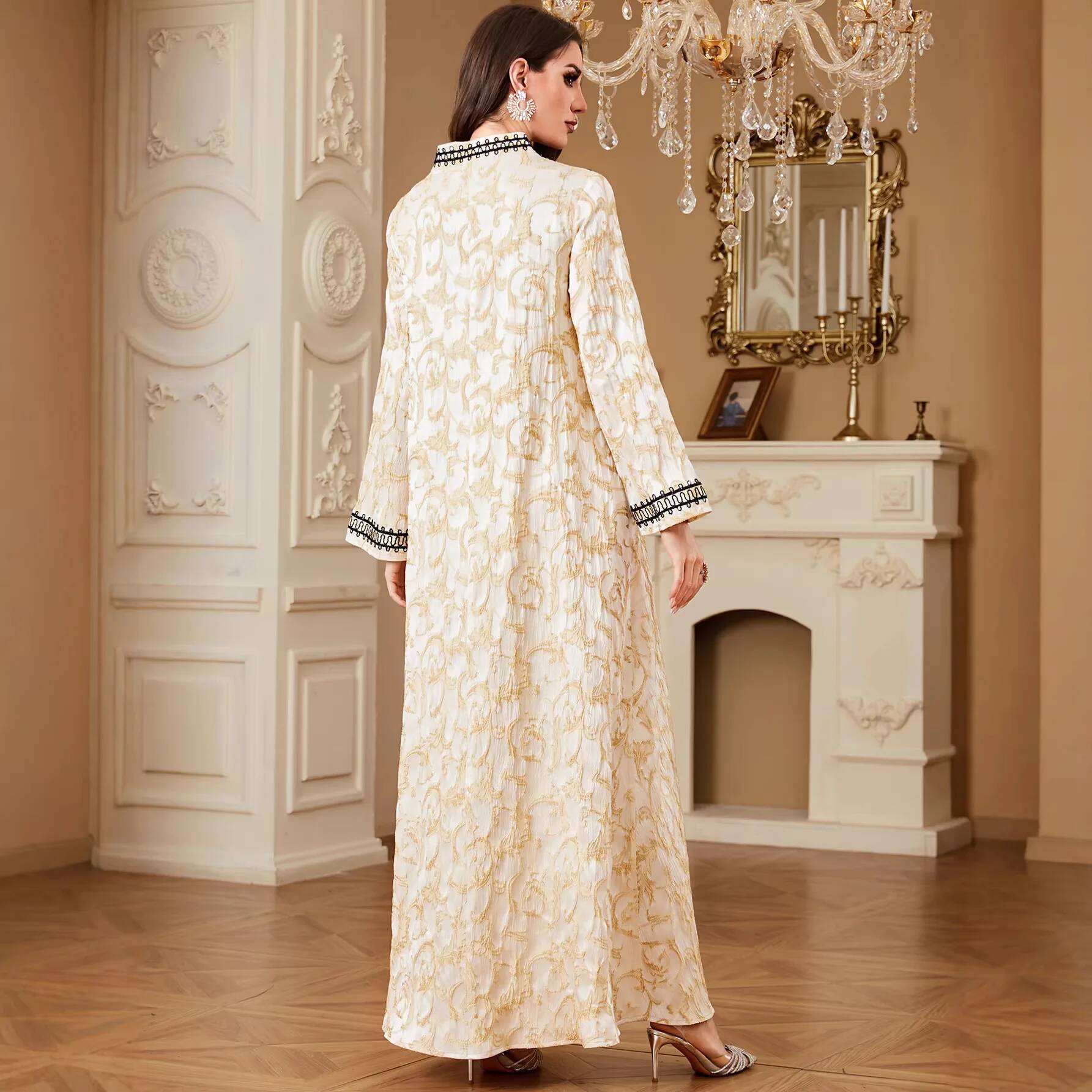 Urban Commuting Embroidered V- - Urban Ethnic Fashion reseña y precio