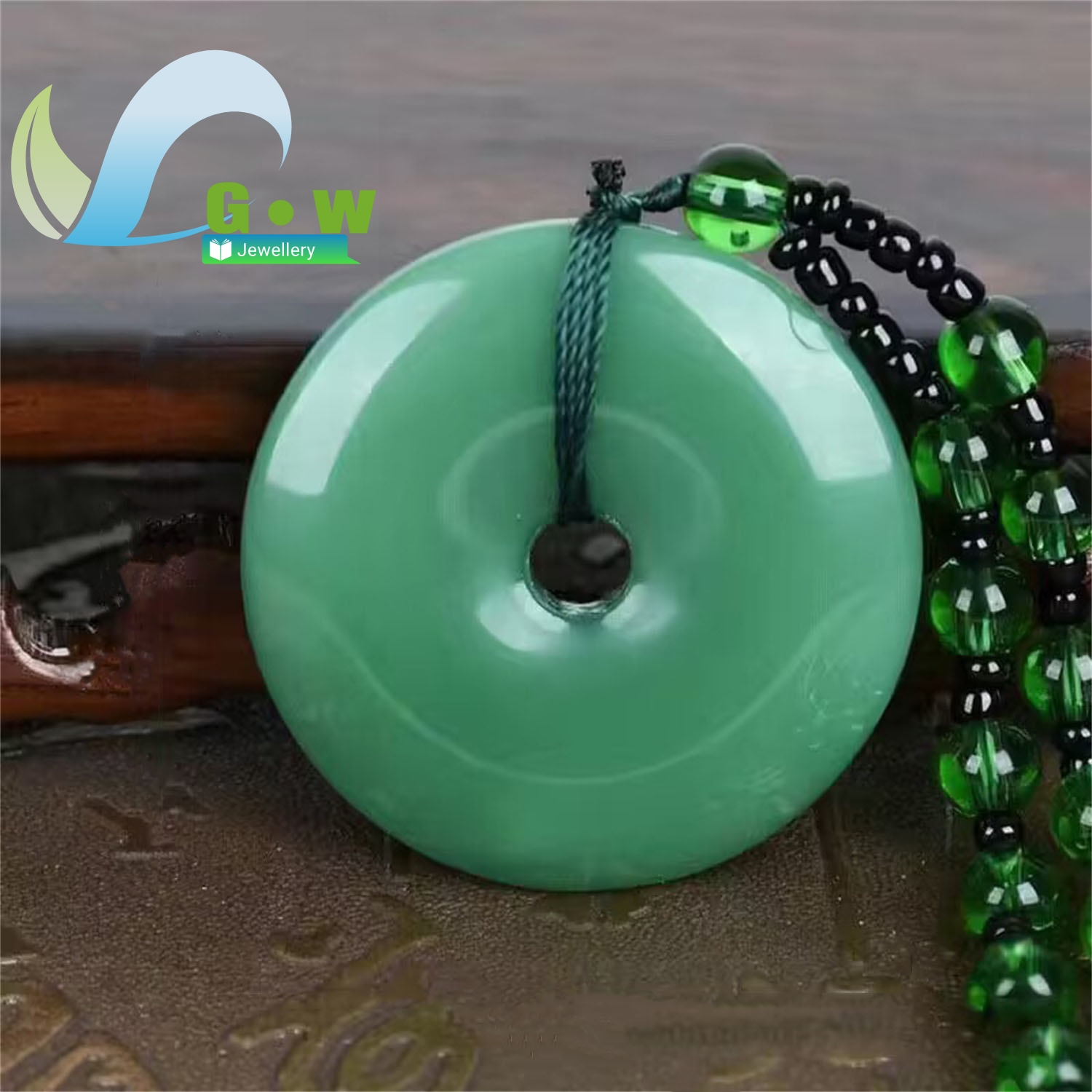 Large Jade Peace Pendant Neckl - Ethnic Fashion Store reseña y precio