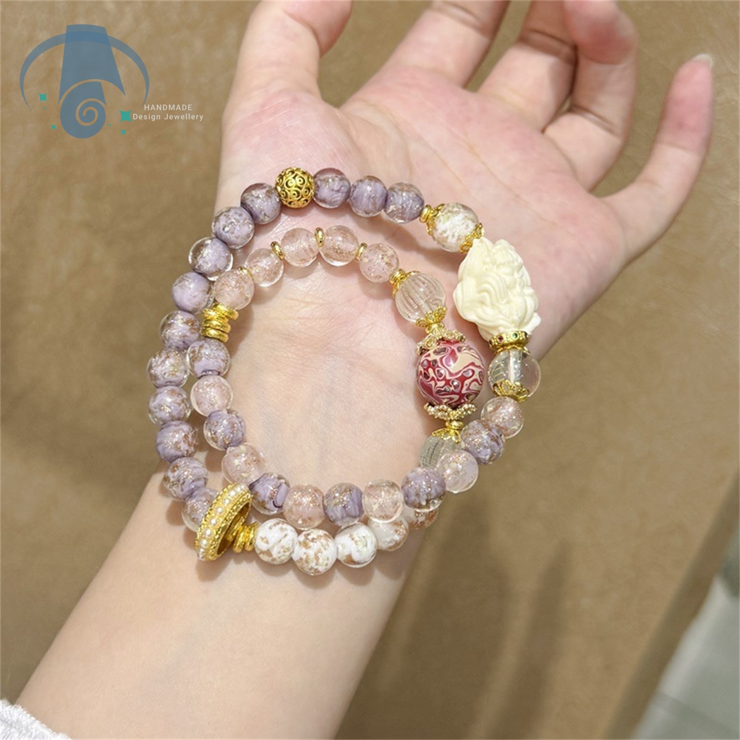 Glow In The Dark Fox Bracelet  - Aura Ethnic Fashion reseña y precio