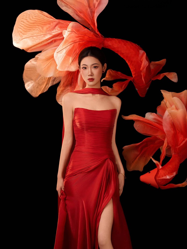 2026 New Year Red Lucky Carp C - Ethnic Fashion Shoot reseña y precio