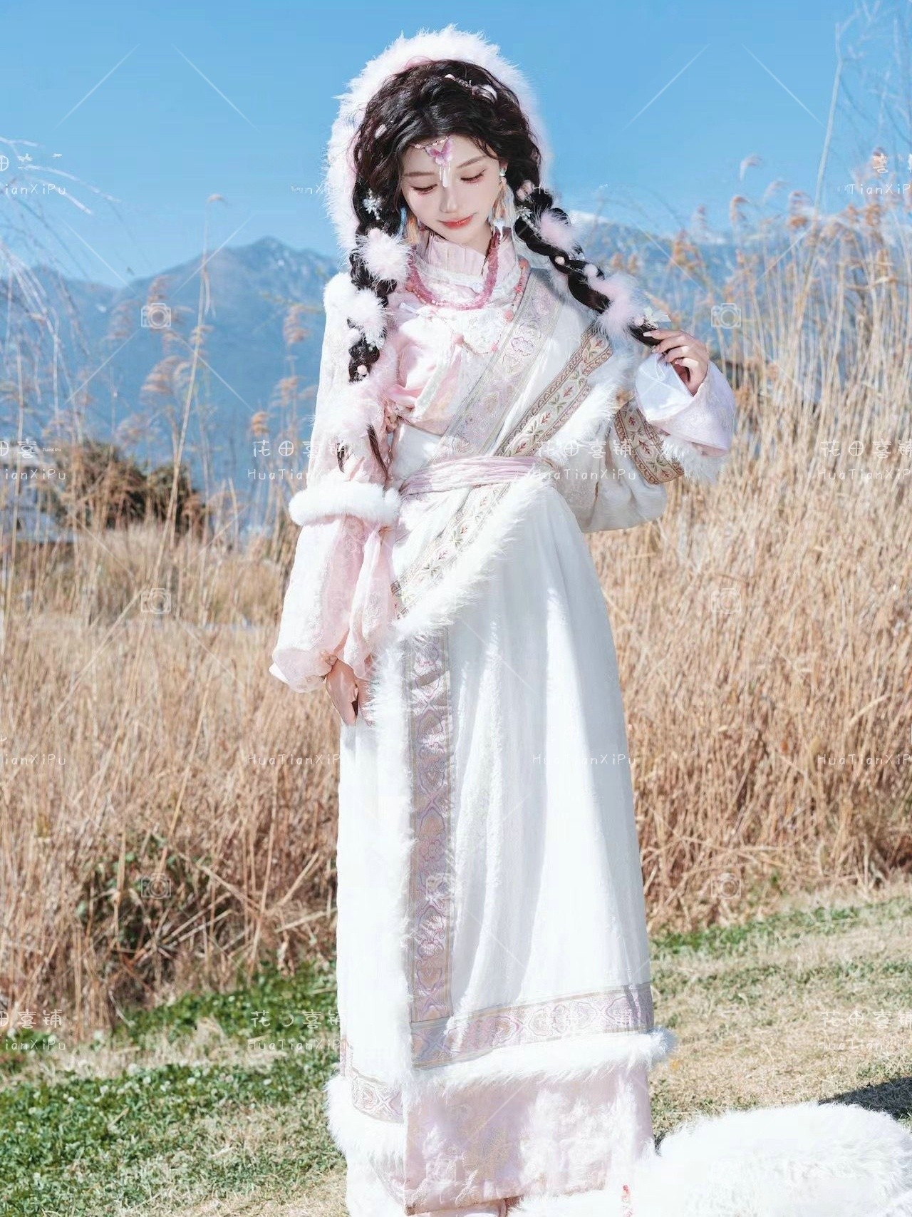 New 2026  Style Tibetan Girl C - Ethnic Fashion Shoot reseña y precio